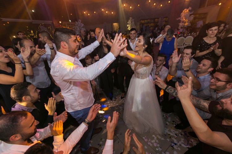 כך העצים החתן הבא את אפקט ההפתעה בהצעת הנישואין 12