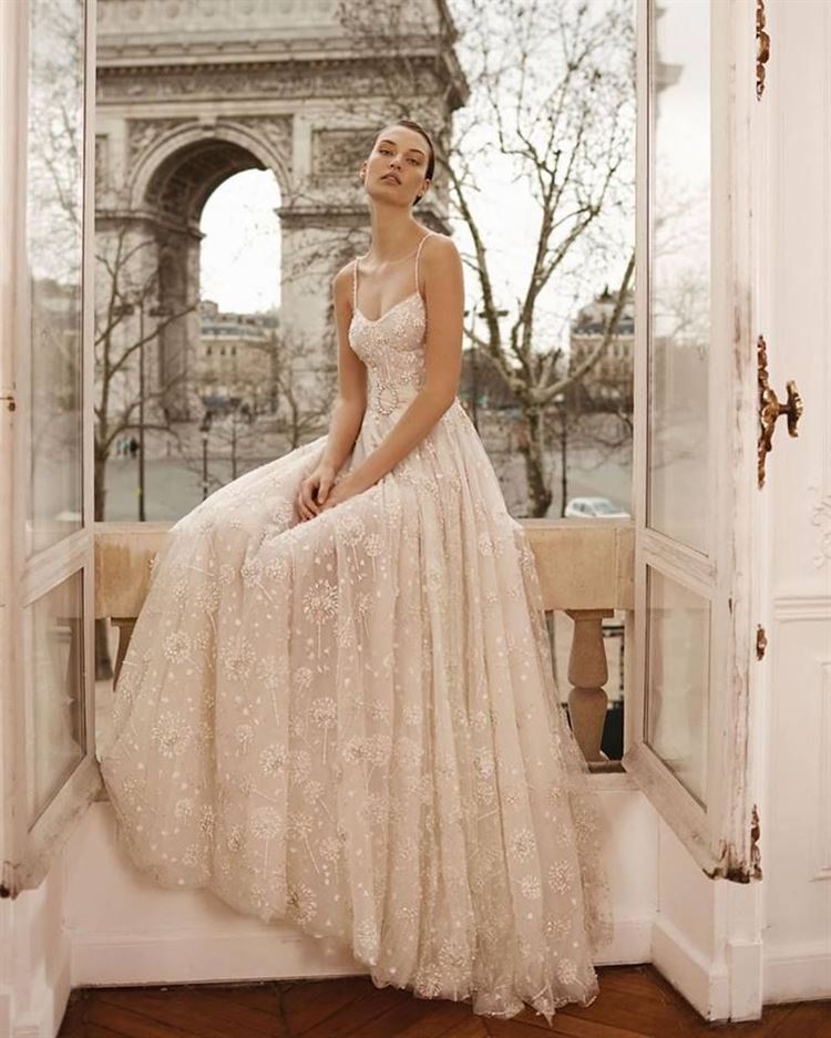 Made of stars: שבוע האופנה לכלות 2019 מגיע 10