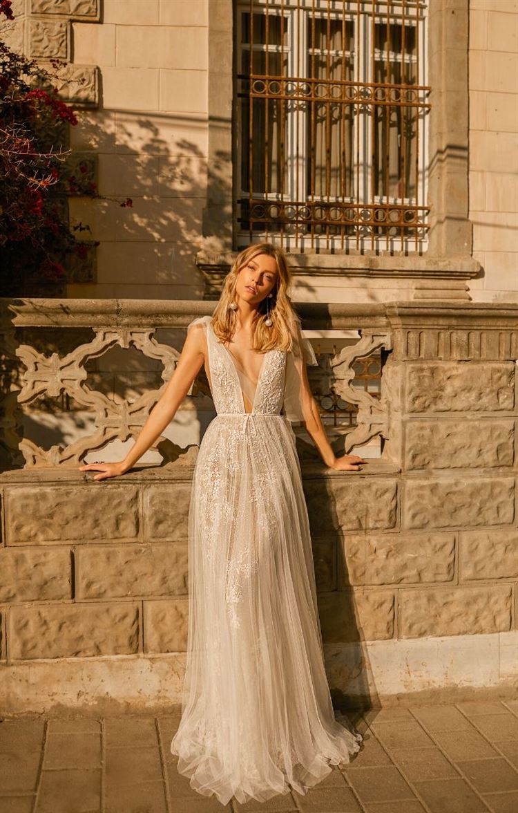 בשלל גווניה: ברטה באופנת כלות שוברת מוסכמות 21