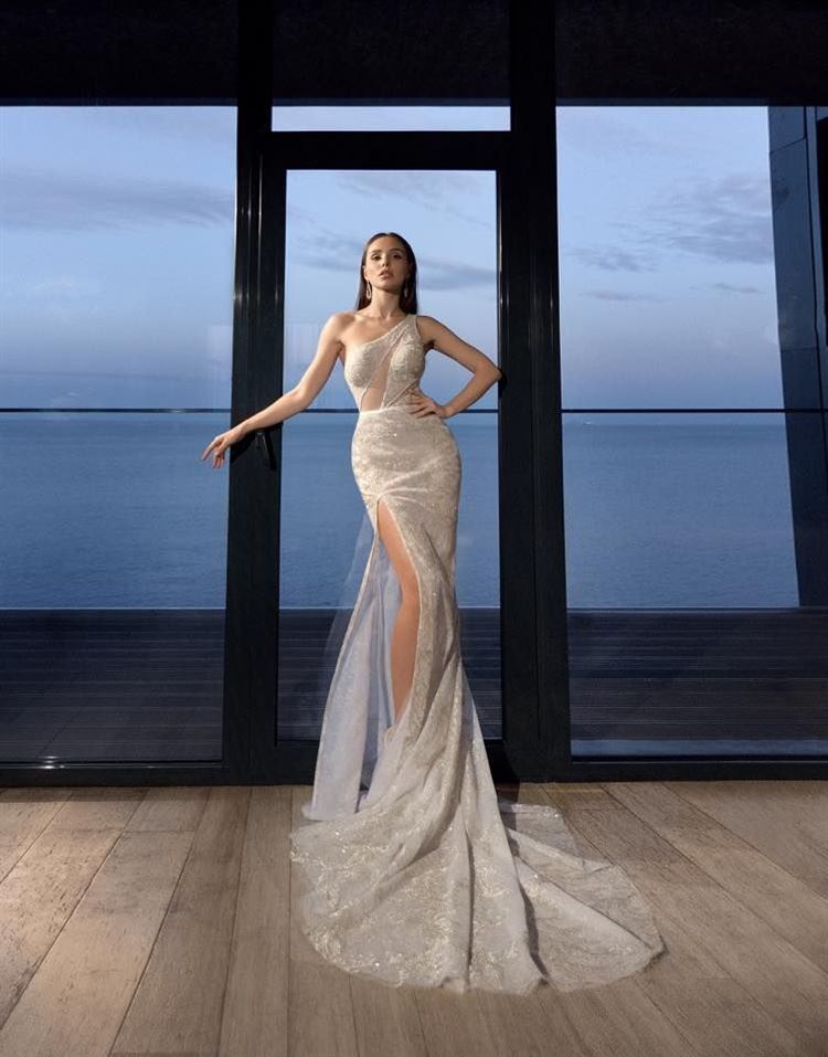 Watch And Learn: כך תתאימי את שמלת הכלה למבנה גופך 11