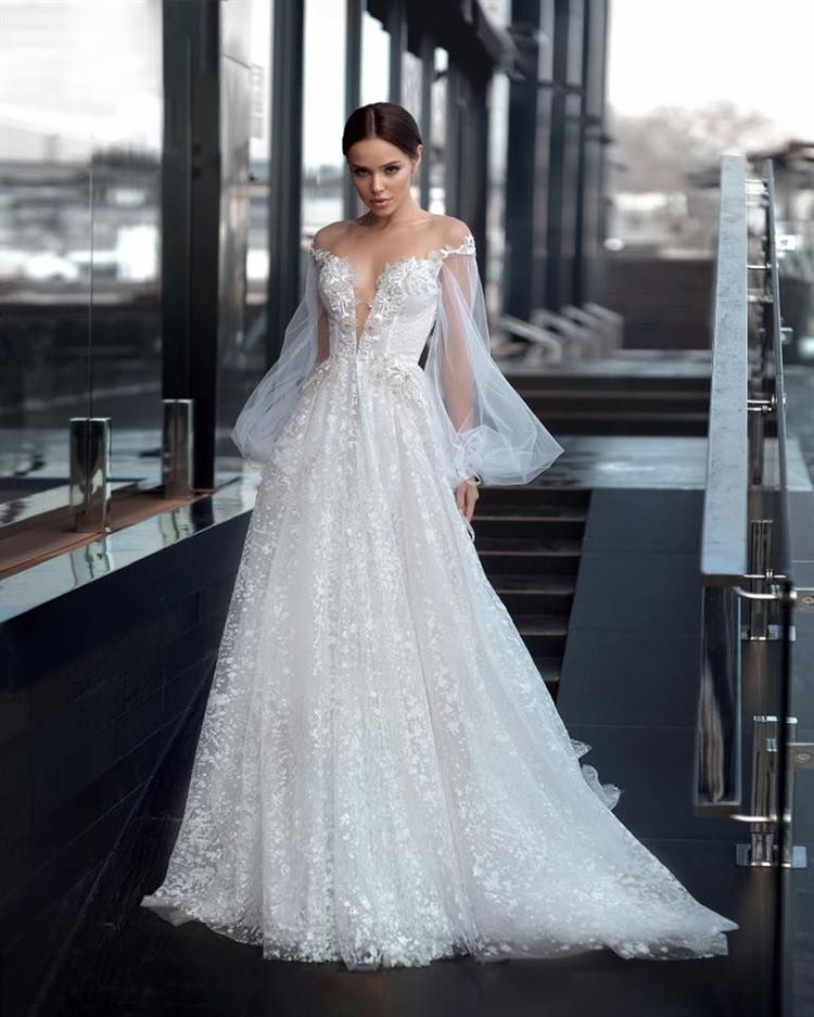 Watch And Learn: כך תתאימי את שמלת הכלה למבנה גופך 13