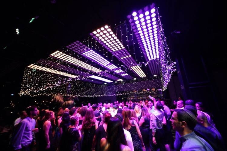 אמורה מיו: חתונת טאפאסים פוטוגנית בקונספט ספרדי 30