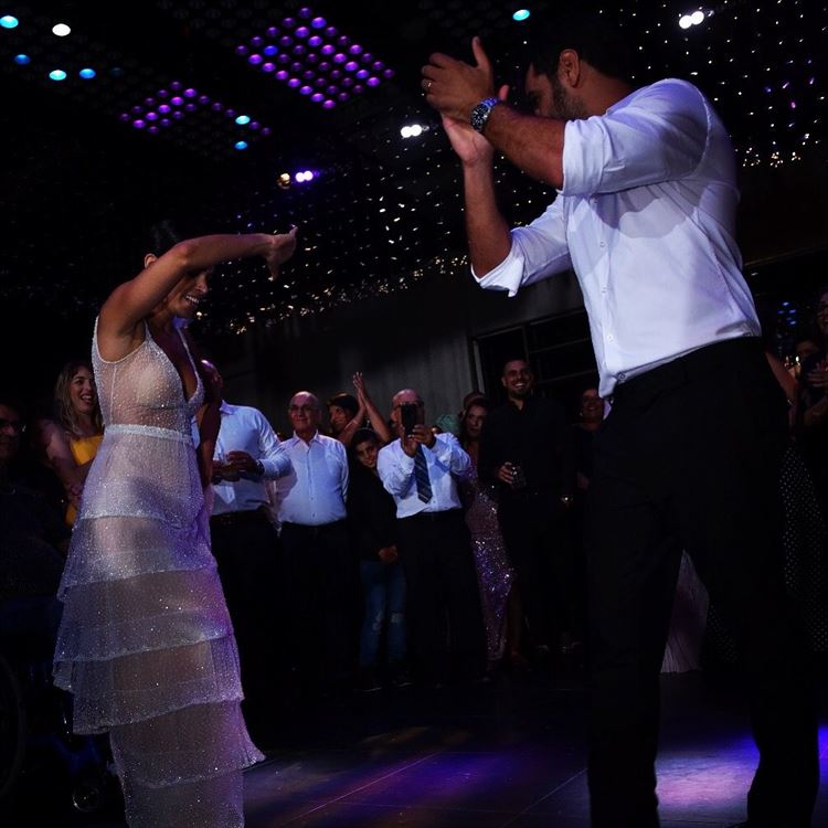 אמורה מיו: חתונת טאפאסים פוטוגנית בקונספט ספרדי 31