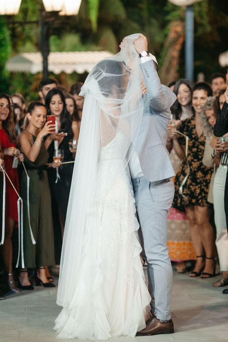 מדויקת להפליא: מה כל כך אהבנו בחתונה הבאה? 30