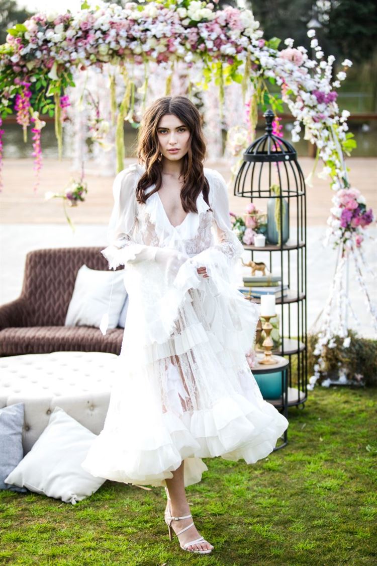 כל עוד השמש תזרח: אופנה על זמנית בשמלות כלה 16