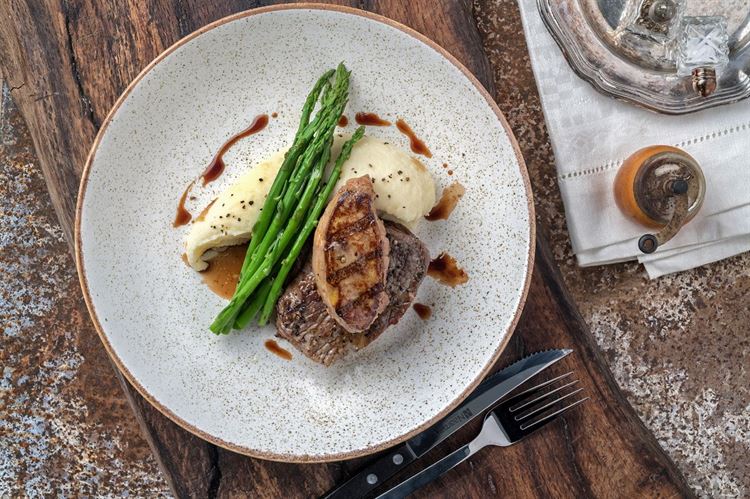 פילה בקר צרוב על הגריל  (צילום: יח