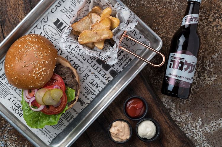 גם המבורגר יש בעלמה! (צילום: יח