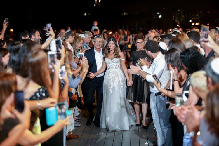 לאחר חצי שנה של זוגיות: הכלה שנדרשה לקבל החלטה גורלית 22