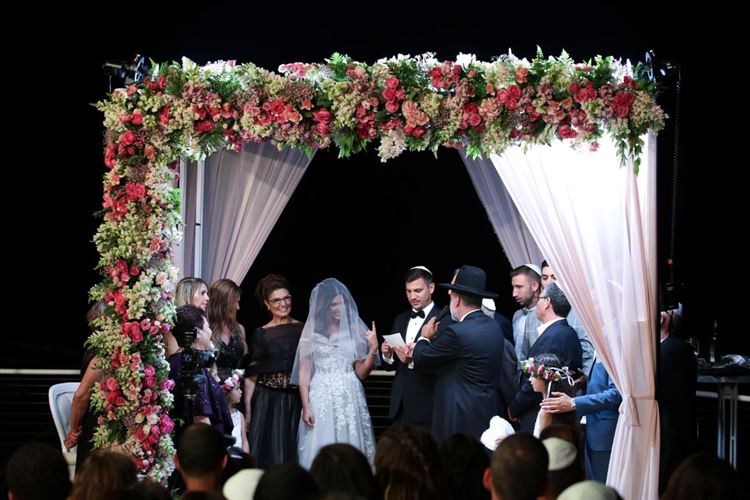 לאחר חצי שנה של זוגיות: הכלה שנדרשה לקבל החלטה גורלית 23