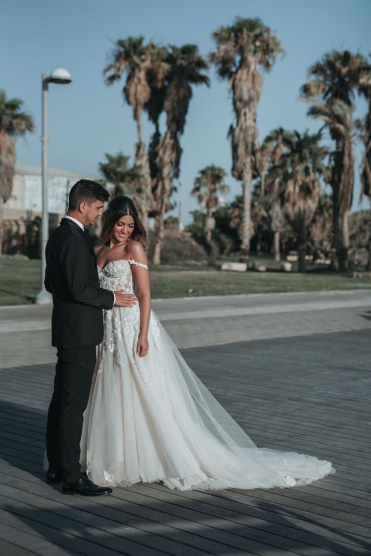 לאחר חצי שנה של זוגיות: הכלה שנדרשה לקבל החלטה גורלית 19