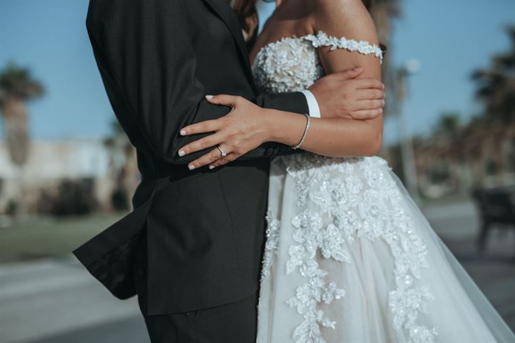 לאחר חצי שנה של זוגיות: הכלה שנדרשה לקבל החלטה גורלית 20