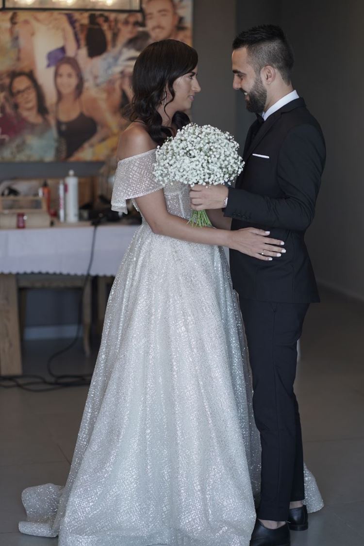 חזרה הביתה ממבחן וגילתה שהמבחן האמיתי רק מתחיל 8