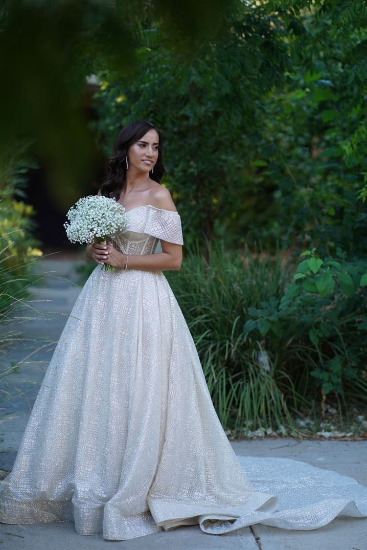 חזרה הביתה ממבחן וגילתה שהמבחן האמיתי רק מתחיל 14