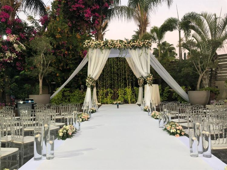 כמה נוצצת הייתה החתונה של כוכבי הרשת ליהי בנין ואלעד לוי? 5