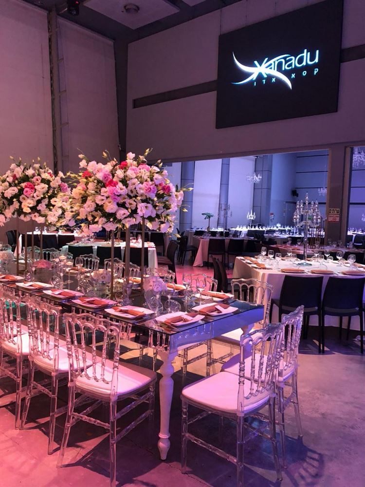 כמה נוצצת הייתה החתונה של כוכבי הרשת ליהי בנין ואלעד לוי? 13