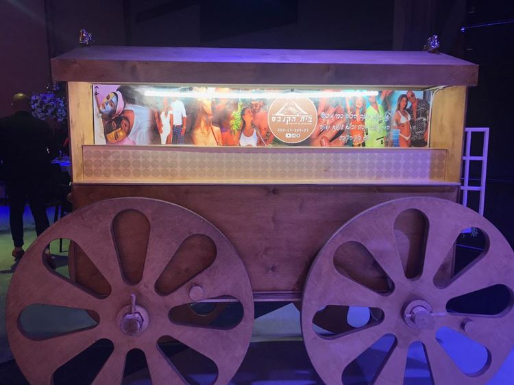 כמה נוצצת הייתה החתונה של כוכבי הרשת ליהי בנין ואלעד לוי? 7