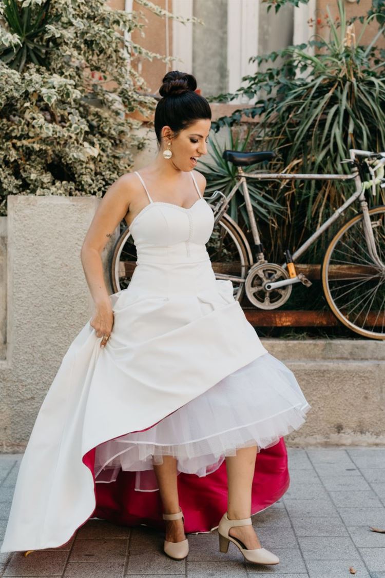 ההפתעה שמסתתרת בקצה השמלה (צילום: איתמר כהן)