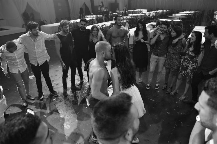 אין גבול לחוצפה: עשה את הבלתי נסלח ויצא מזה באלגנטיות 10