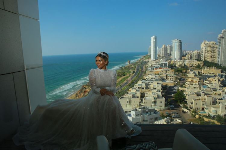 מצחיק פה: החתונה של הכוכב ששבר את הרשת 10