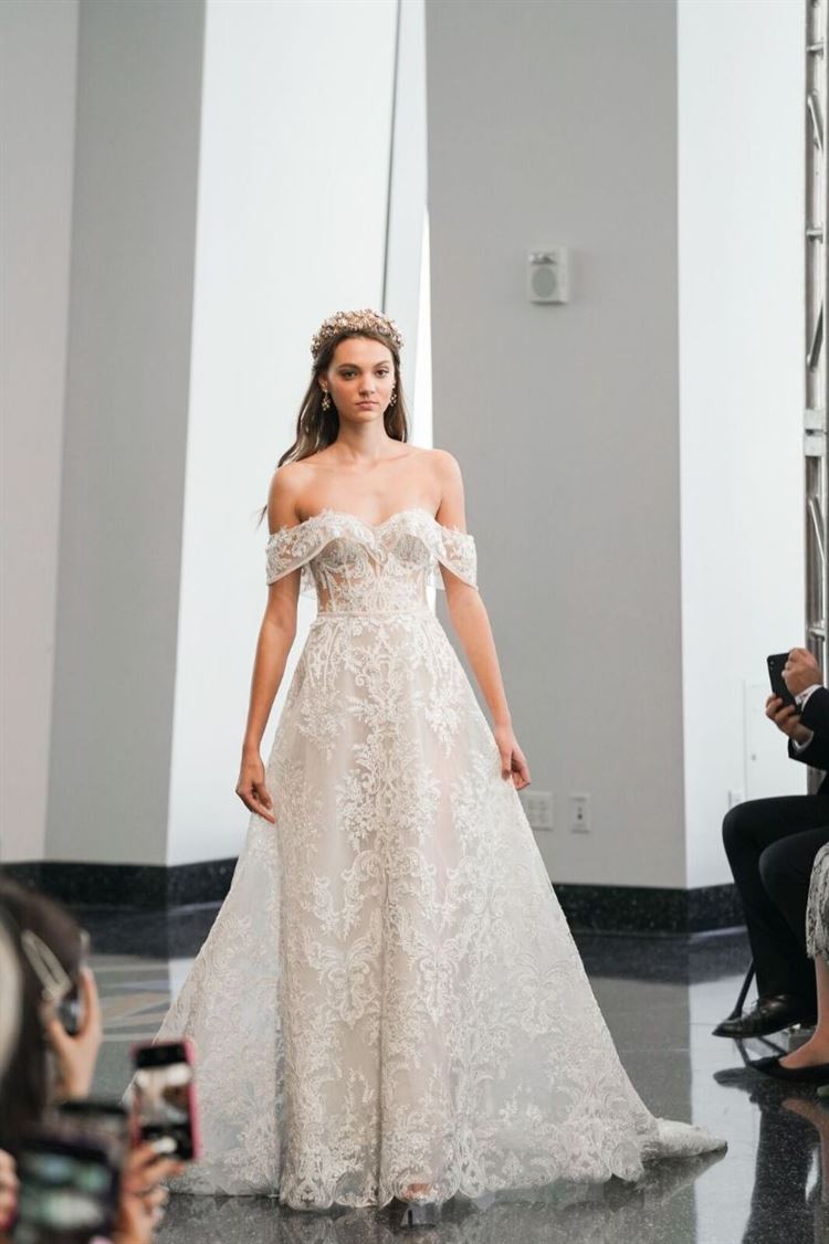 התצוגה של ברטה בניו יורק נוגעת בשמיים 11