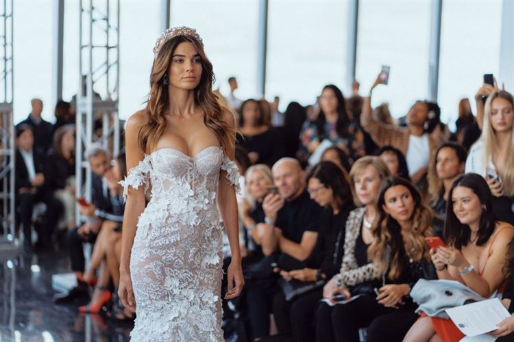 התצוגה של ברטה בניו יורק נוגעת בשמיים 13