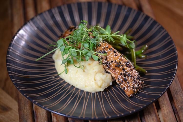 ושיהיה בתיאבון: תפריט חוצה יבשות ב"שמיים וארץ" 10