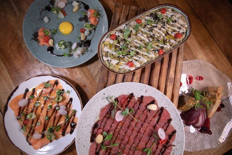 ושיהיה בתיאבון: תפריט חוצה יבשות ב"שמיים וארץ" 18