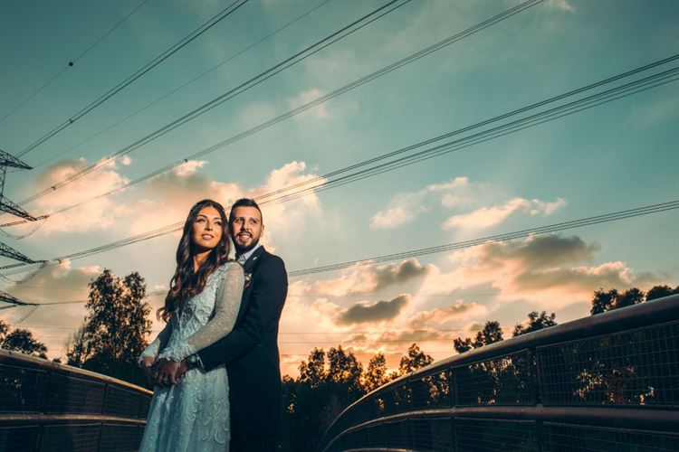 צהוב עולה: כשהוא אוהד את בית"ר והיא את מכבי 20