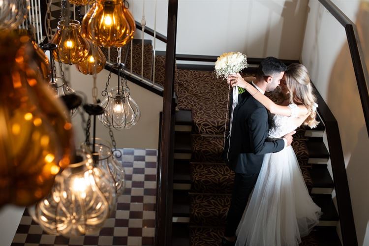 The girl next door: טיפסו על החומה, ומצאו אהבה 6