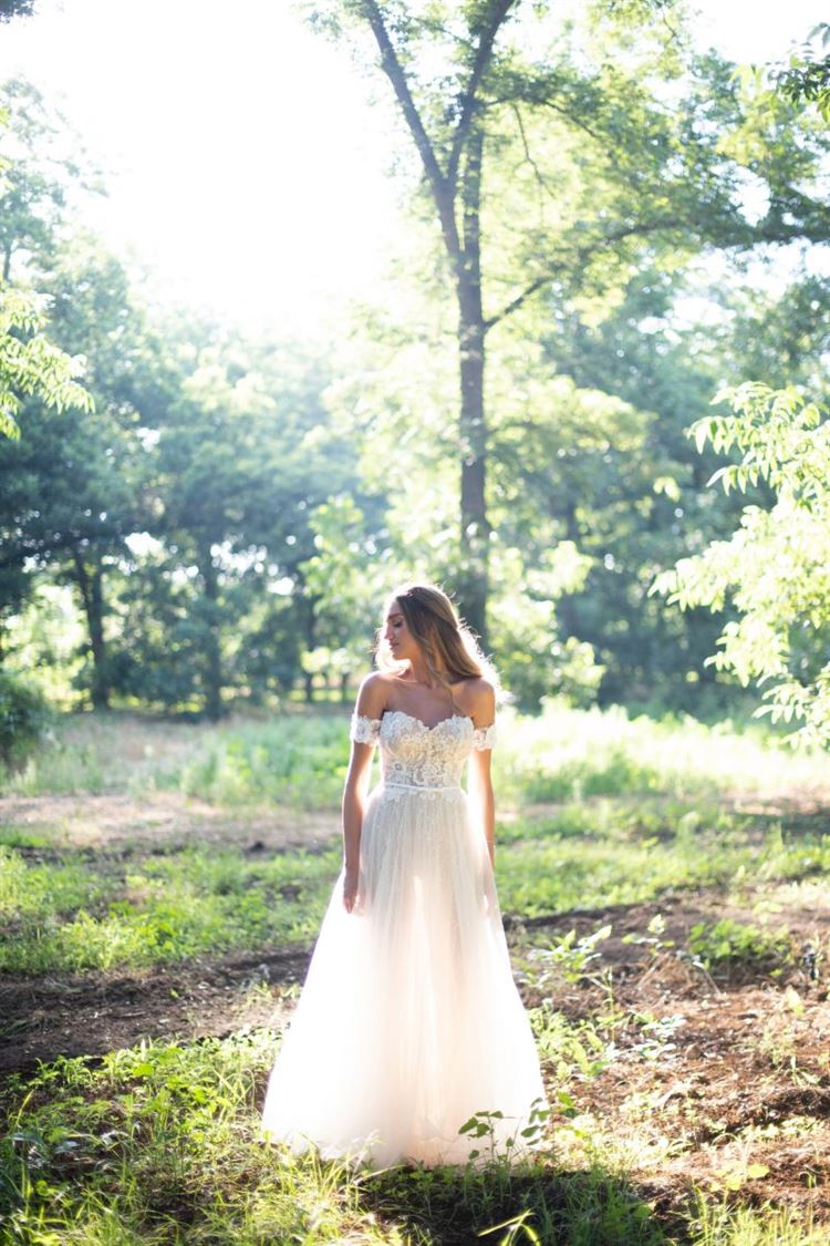 The girl next door: טיפסו על החומה, ומצאו אהבה 9