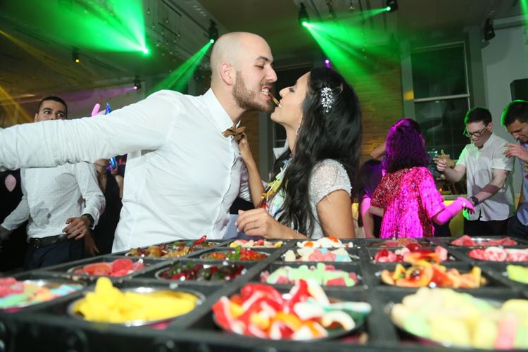 הטבעת שלא הייתה: המתיחה שהכניסה אותה לפאניקה 20