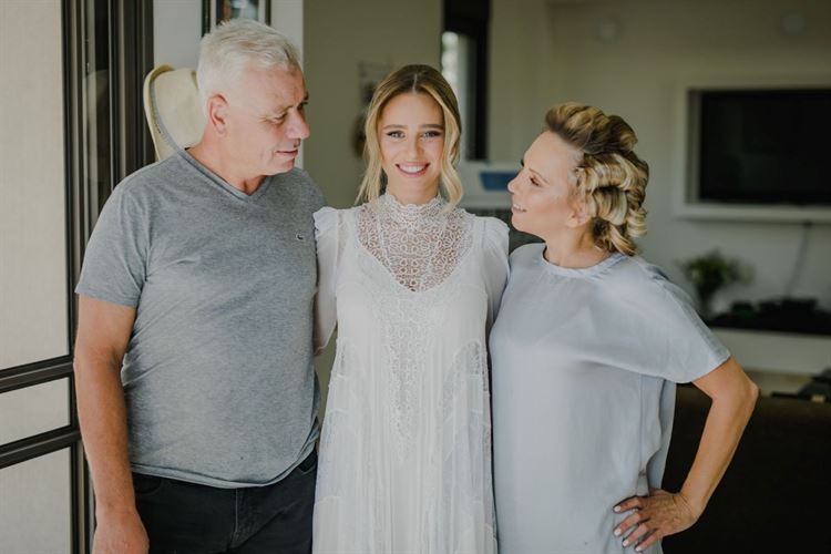 אהבת ילדות: הזוג שפנטז על החופה מגיל 12 7