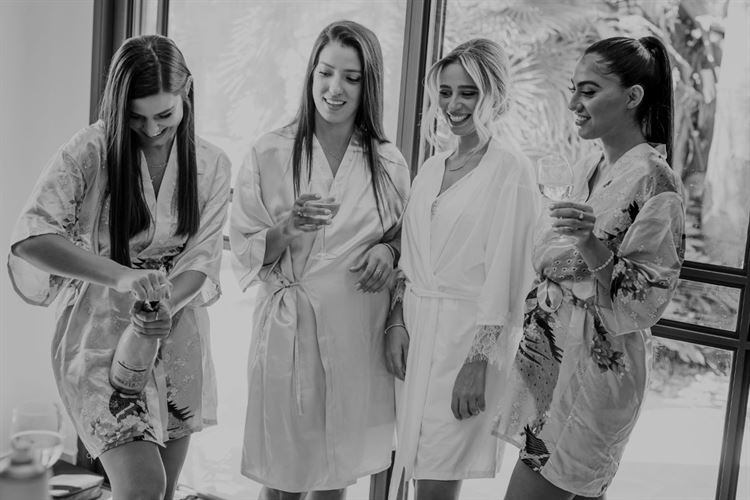 אהבת ילדות: הזוג שפנטז על החופה מגיל 12 4