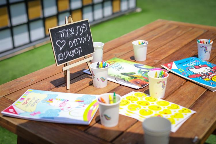 החתונה שהקסימה אותנו: עיצוב DIY עם נגיעות של טבע 12