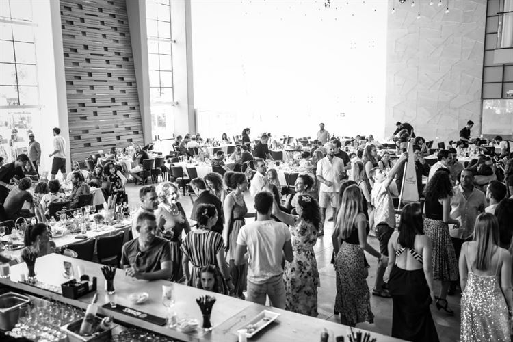 החתונה שהקסימה אותנו: עיצוב DIY עם נגיעות של טבע 29