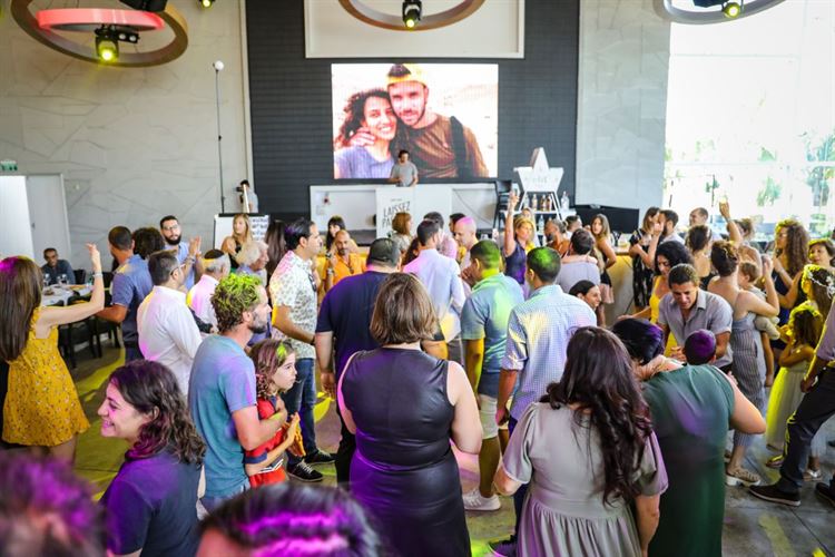 החתונה שהקסימה אותנו: עיצוב DIY עם נגיעות של טבע 31