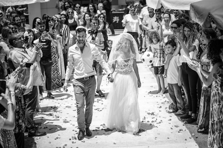 החתונה שהקסימה אותנו: עיצוב DIY עם נגיעות של טבע 26