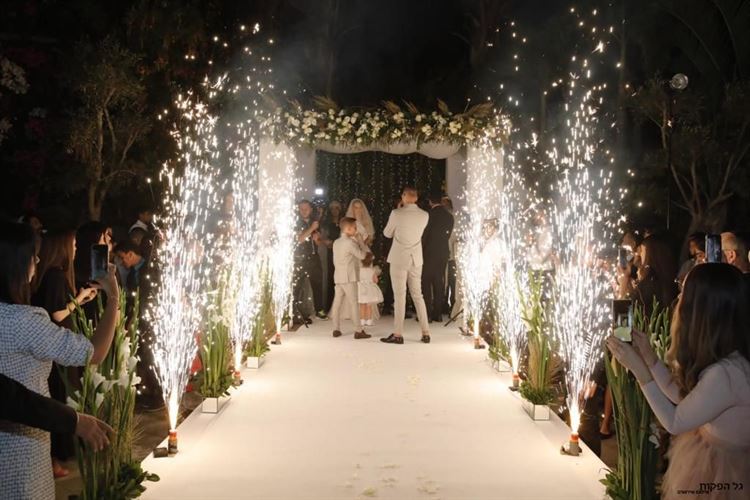 החופה של מתחם האירועים 