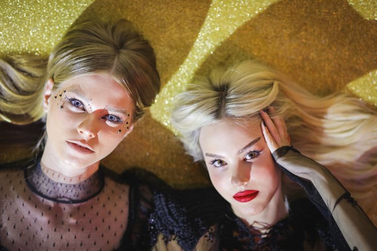 רגע לפני 2020: הפקת סילבסטר נוצצת עם כוכבות הרשת הגדולות 36