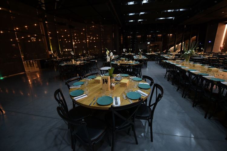 להמתין זה פאסה: זוגיות שעלתה על רכבת מהירה 13