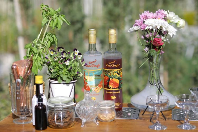 אומנות השקשוק: כך תכינו בעצמכם קוקטיילים מושלמים לסילבסטר 11