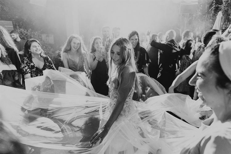 "שלא תעיזי להתאהב": הכלה שהתעלמה מכל סימני האזהרה 39