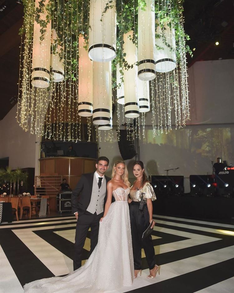 "נתתי לעוקבים גישה חופשית להכנות לחתונה שלי" 7