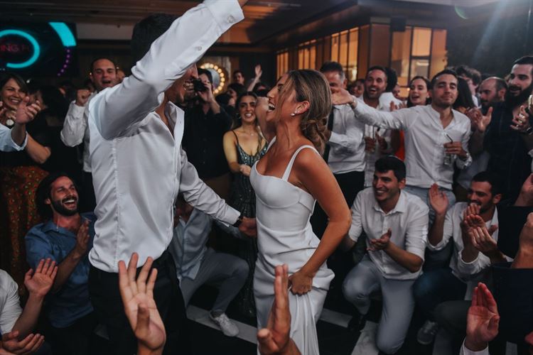 "מה שחיבר בינינו זו התשוקה של שנינו לחגוג את החיים" 16