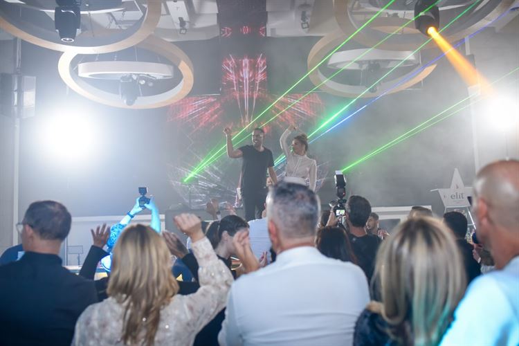 אלבום החתונה של לירז ועופר (צילום: AGS)