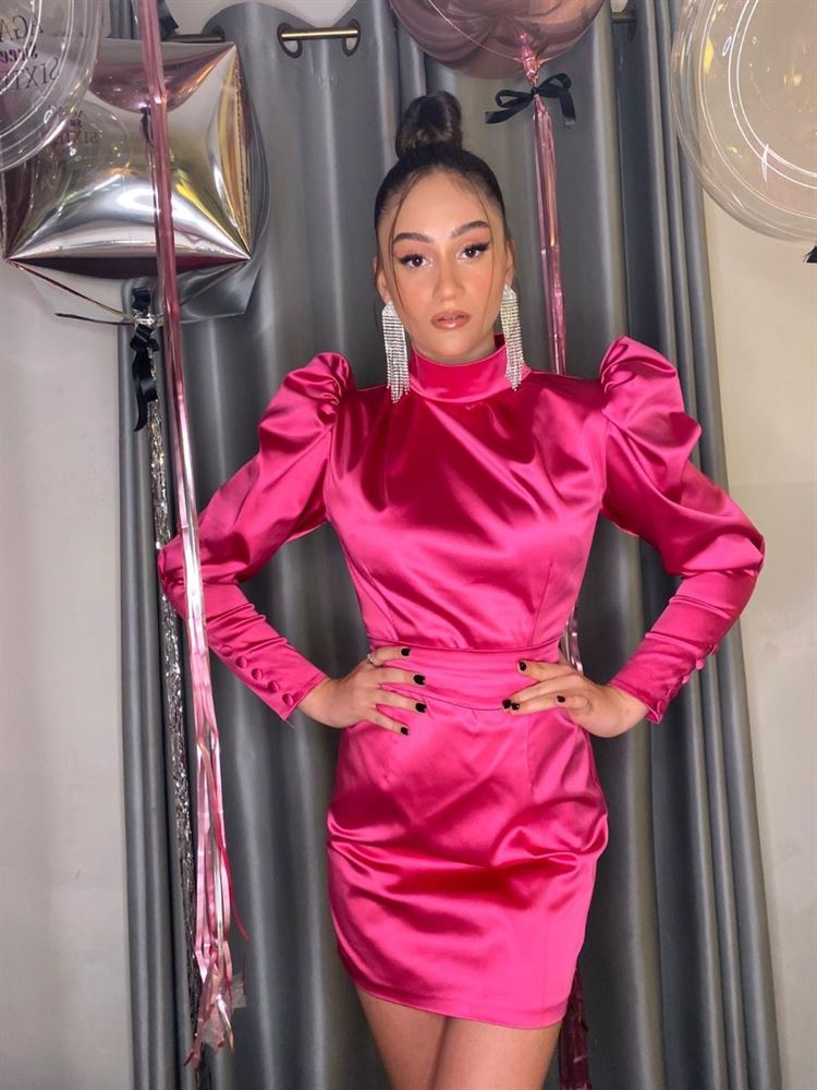 מספרי גמרא לפנטזיות עירומות: יום בחיי המעצב שלא עוצר באדום 3