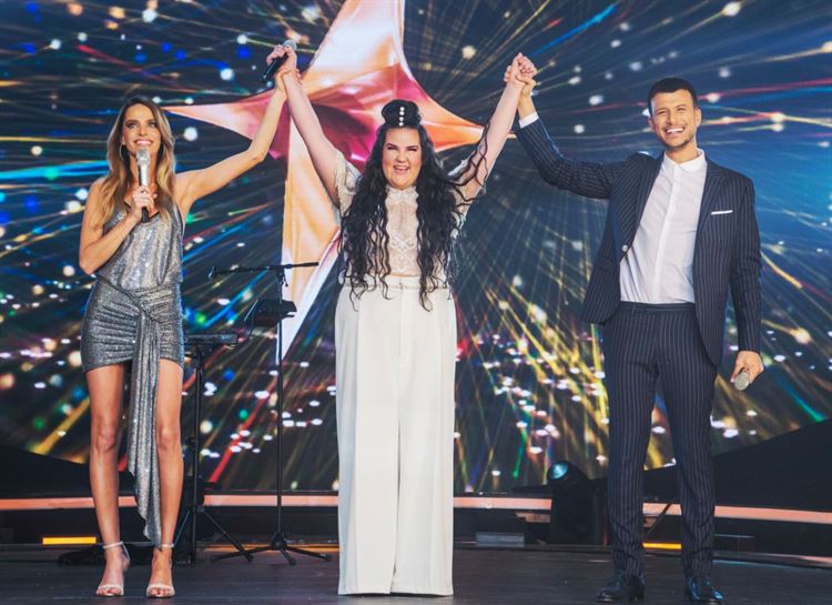 מספרי גמרא לפנטזיות עירומות: יום בחיי המעצב שלא עוצר באדום 10