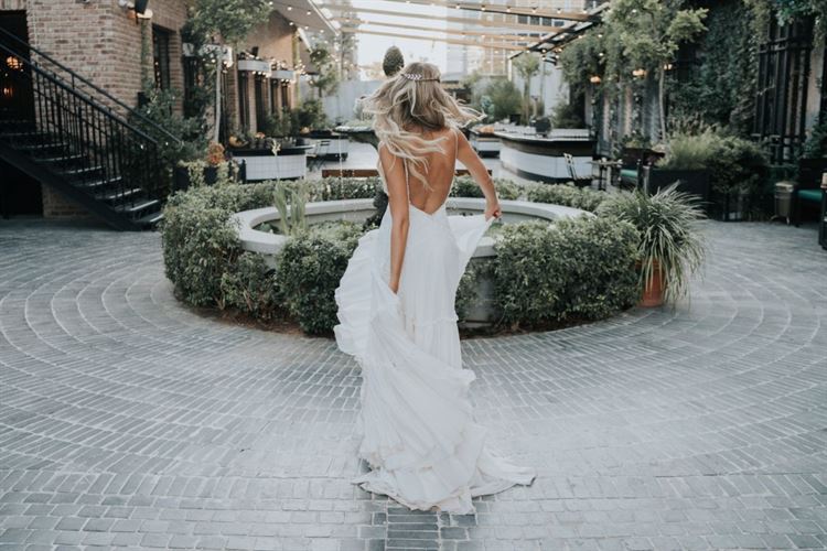 עצרו להצטלם בשדות של המושב, ואז קרה הדבר הבא 13