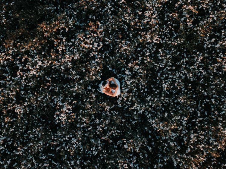 חיים על הקצה: כשהאהבה לאקסטרים מתבטאת גם בחתונה 4