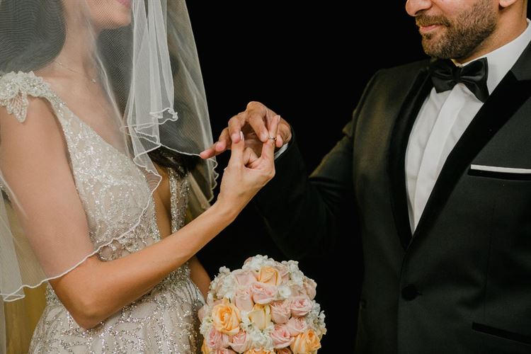 אהבה ממבט ראשון, אבל לא מהכיוון שציפיתם 24